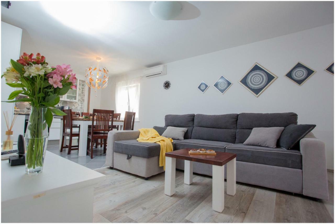 House Mellifera Ξενοδοχείο Razvode Εξωτερικό φωτογραφία